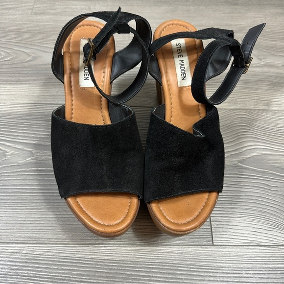 Steve Madden Black Suede Wedge Sandals Platform Heel Ankle Strap Size 8 Summer - Picture 2 of 4